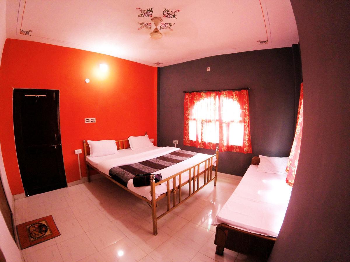 The Hostel Crawl Udaipur Exterior foto